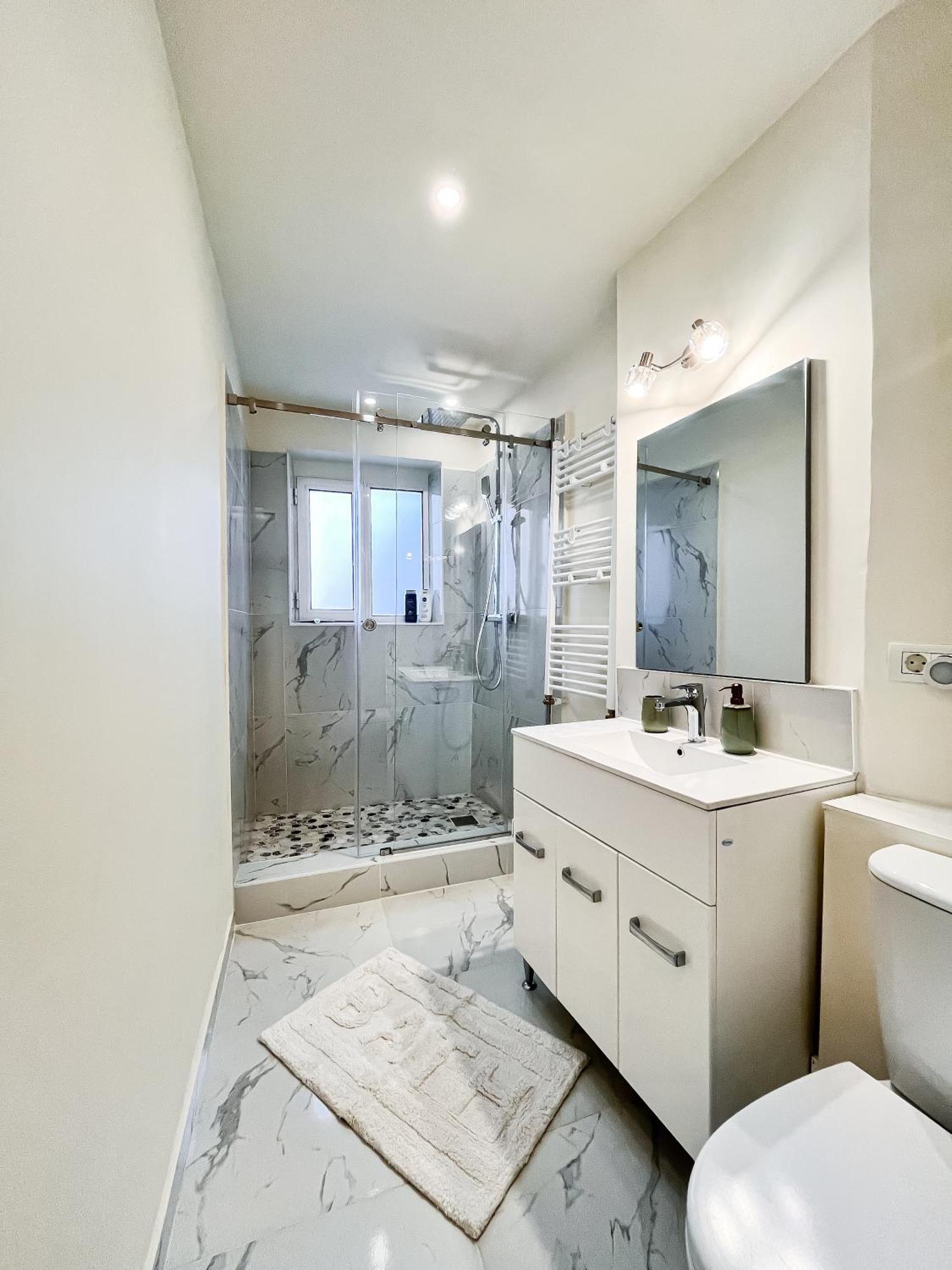 La Teatru - 2Bd Apartment Near Theatre And Old Town براشوف المظهر الخارجي الصورة